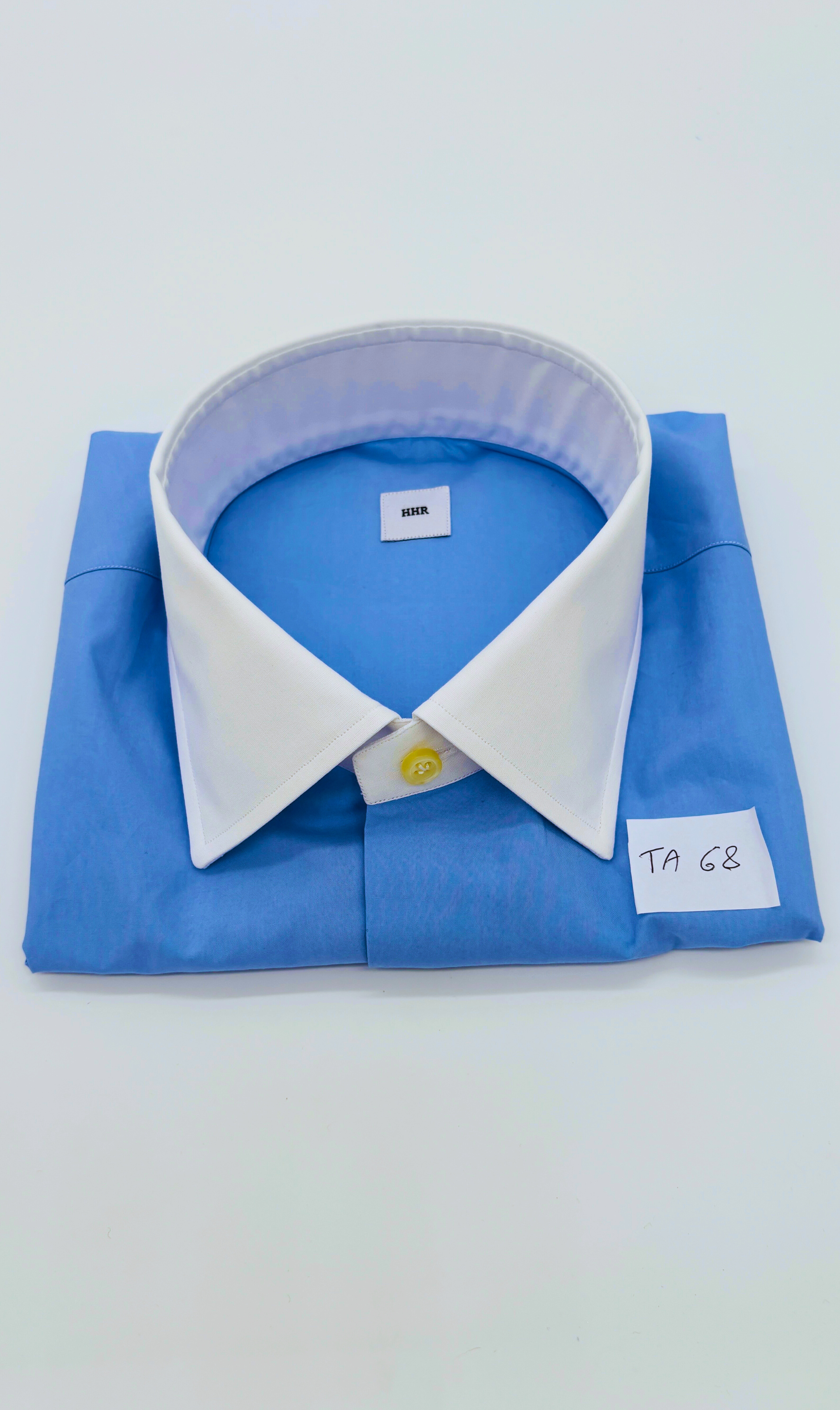 TA68 - Schmaler geschlossener Kragen - Eckig