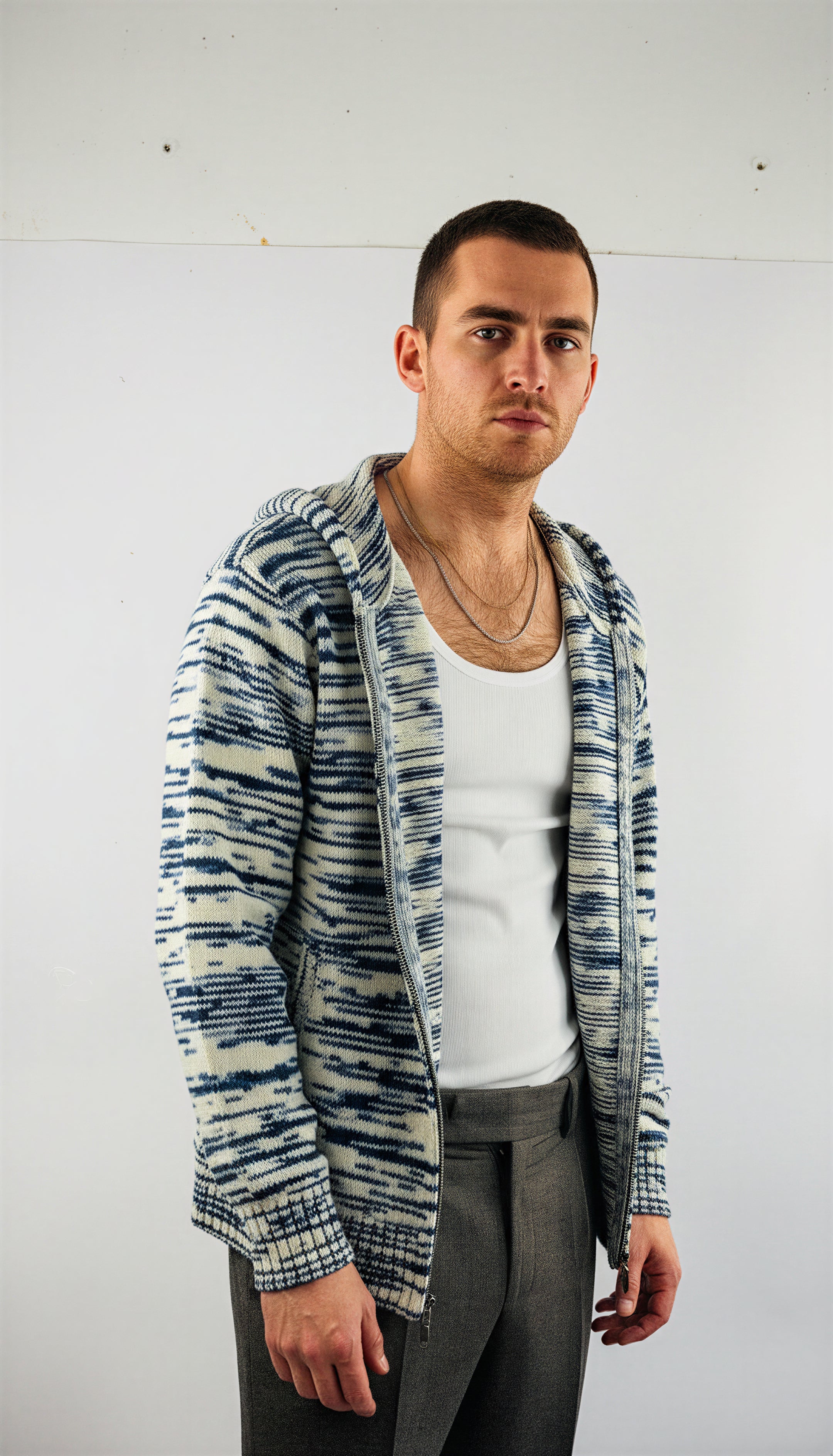Hoodie Handmade in Peru Baby Alpaca Wool Regular Fit Hood/Zipper Blue/White