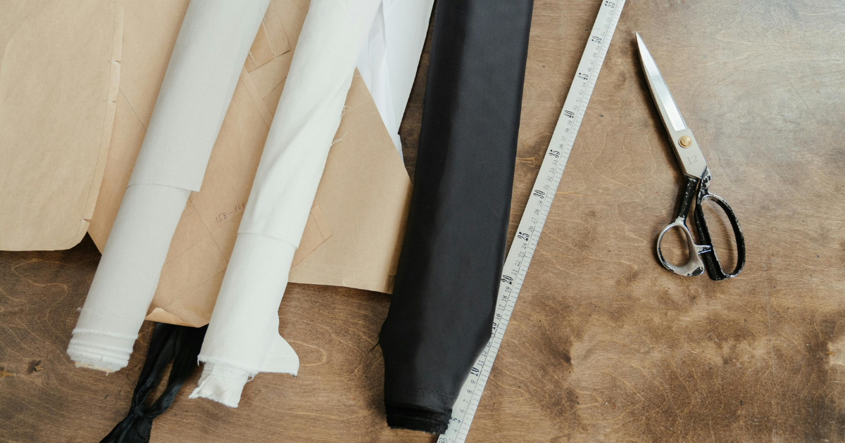 Die Kunst des Hemdenmachens – Edle Materialien, extravagante Muster & italienische Handwerkskunst